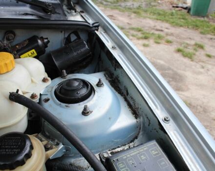 Деу Сенс 2005 у Житомирі на Automoto.ua Сірий Деу Сенс, об'ємом двигуна 1.6 л та пробігом 215 тис. км за 1750 $, фото 13 на Automoto.ua