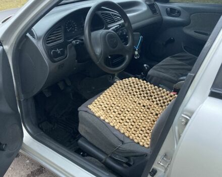 Серый Дэу Сенс, объемом двигателя 1.3 л и пробегом 300 тыс. км за 1999 $, фото 15 на Automoto.ua