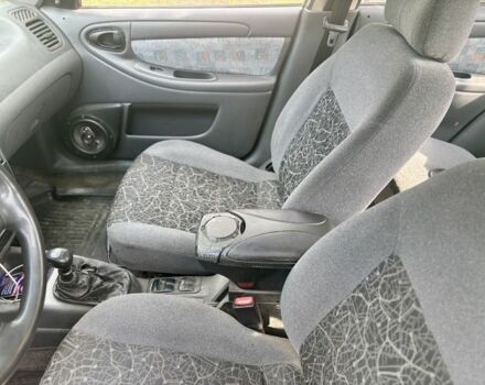 Серый Дэу Сенс, объемом двигателя 1.3 л и пробегом 200 тыс. км за 1250 $, фото 3 на Automoto.ua