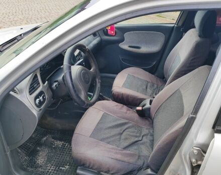 Сірий Деу Сенс, об'ємом двигуна 0 л та пробігом 289 тис. км за 1999 $, фото 6 на Automoto.ua