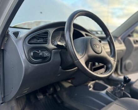 Серый Дэу Сенс, объемом двигателя 1.5 л и пробегом 176 тыс. км за 2400 $, фото 13 на Automoto.ua