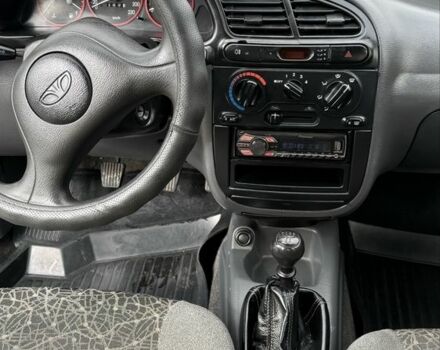 Сірий Деу Сенс, об'ємом двигуна 1.5 л та пробігом 243 тис. км за 2500 $, фото 6 на Automoto.ua