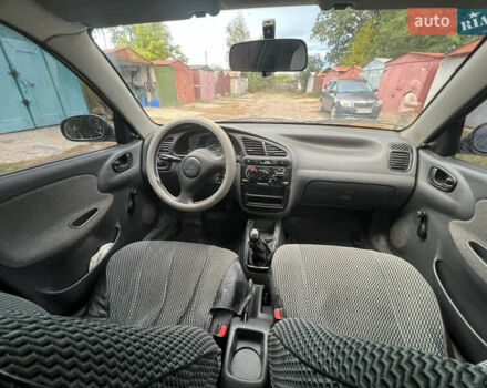 Сірий Деу Сенс, об'ємом двигуна 1.3 л та пробігом 129 тис. км за 2000 $, фото 5 на Automoto.ua