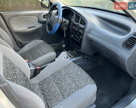 Сірий Деу Сенс, об'ємом двигуна 1.3 л та пробігом 250 тис. км за 1900 $, фото 5 на Automoto.ua