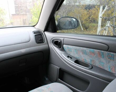Деу Сенс 2005 у Житомирі на Automoto.ua Сірий Деу Сенс, об'ємом двигуна 1.6 л та пробігом 215 тис. км за 1750 $, фото 9 на Automoto.ua
