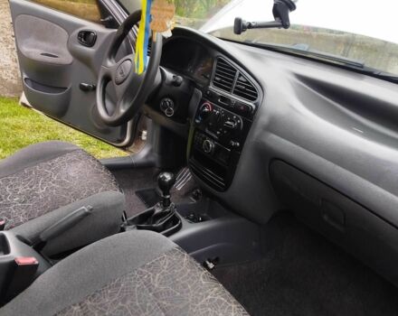 Сірий Деу Сенс, об'ємом двигуна 1.5 л та пробігом 197 тис. км за 2000 $, фото 4 на Automoto.ua