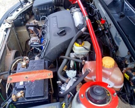 Деу Сенс 2005 у Миколаєві на Automoto.ua Сірий Деу Сенс, об'ємом двигуна 1.3 л та пробігом 100 тис. км за 2000 $, фото 4 на Automoto.ua