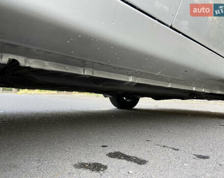 Деу Сенс 2005 у Кривому Розі на Automoto.ua Сірий Деу Сенс, об'ємом двигуна 1.3 л та пробігом 265 тис. км за 2400 $, фото 9 на Automoto.ua