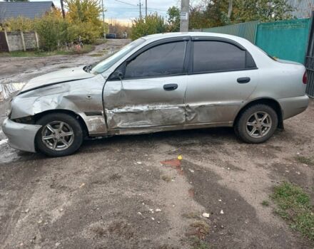 Деу Сенс 2005 у Константиновке на Automoto.ua Сірий Деу Сенс, об'ємом двигуна 1.3 л та пробігом 200 тис. км за 571 $, фото 5 на Automoto.ua