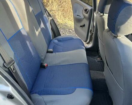 Сірий Деу Сенс, об'ємом двигуна 1.5 л та пробігом 225 тис. км за 2000 $, фото 7 на Automoto.ua