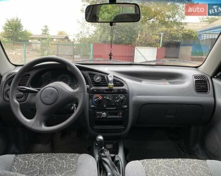 Деу Сенс 2006 у Липовце на Automoto.ua Сірий Деу Сенс, об'ємом двигуна 1.3 л та пробігом 219 тис. км за 950 $, фото 8 на Automoto.ua