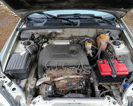 Серый Дэу Сенс, объемом двигателя 1.3 л и пробегом 200 тыс. км за 2000 $, фото 7 на Automoto.ua