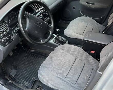 Сірий Деу Сенс, об'ємом двигуна 1.5 л та пробігом 200 тис. км за 1999 $, фото 4 на Automoto.ua