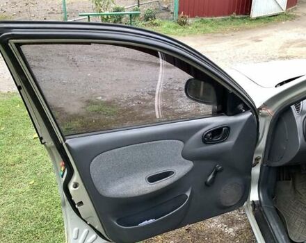 Деу Сенс 2006 у Липовце на Automoto.ua Сірий Деу Сенс, об'ємом двигуна 1.3 л та пробігом 219 тис. км за 950 $, фото 6 на Automoto.ua