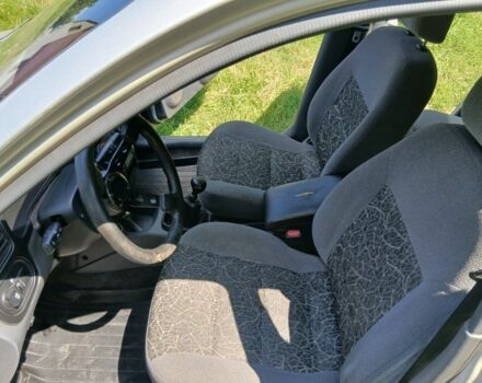 Серый Дэу Сенс, объемом двигателя 1.5 л и пробегом 180 тыс. км за 2100 $, фото 5 на Automoto.ua