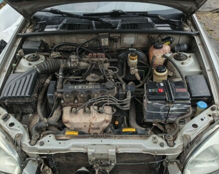 Серый Дэу Сенс, объемом двигателя 1.5 л и пробегом 220 тыс. км за 2200 $, фото 5 на Automoto.ua