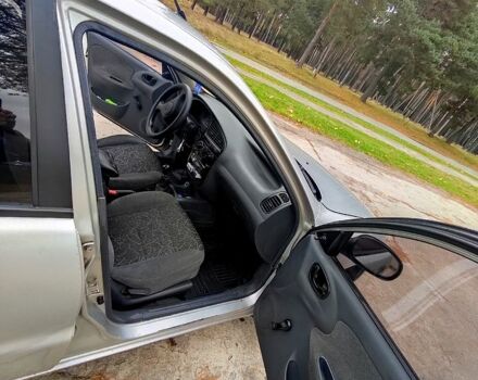 Деу Сенс 2006 у Славуте на Automoto.ua Сірий Деу Сенс, об'ємом двигуна 1.3 л та пробігом 250 тис. км за 1599 $, фото 6 на Automoto.ua