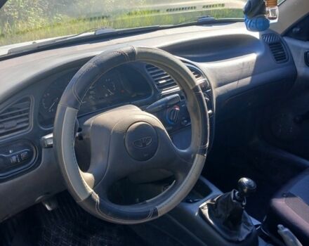 Серый Дэу Сенс, объемом двигателя 1.5 л и пробегом 440 тыс. км за 2000 $, фото 4 на Automoto.ua