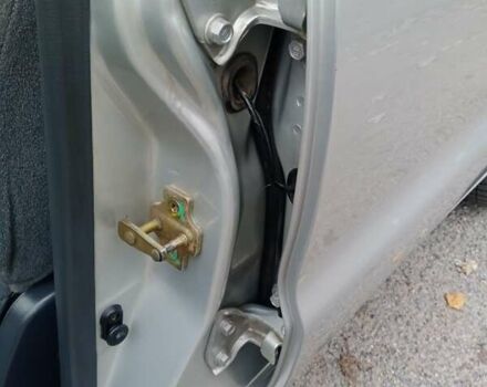 Сірий Деу Сенс, об'ємом двигуна 1.3 л та пробігом 135 тис. км за 1950 $, фото 25 на Automoto.ua