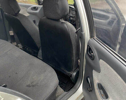 Сірий Деу Сенс, об'ємом двигуна 1.3 л та пробігом 165 тис. км за 2200 $, фото 12 на Automoto.ua