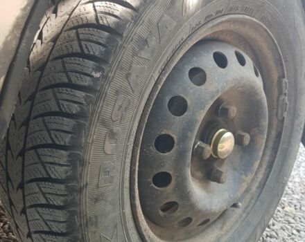 Серый Дэу Сенс, объемом двигателя 1.5 л и пробегом 200 тыс. км за 1067 $, фото 3 на Automoto.ua