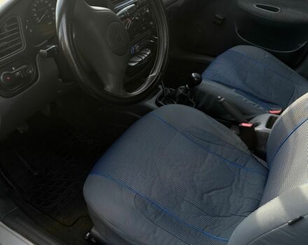 Сірий Деу Сенс, об'ємом двигуна 1.5 л та пробігом 225 тис. км за 2000 $, фото 5 на Automoto.ua