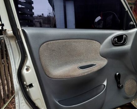 Серый Дэу Сенс, объемом двигателя 1.3 л и пробегом 280 тыс. км за 2000 $, фото 6 на Automoto.ua