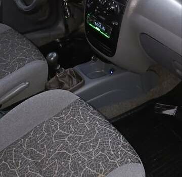 Сірий Деу Сенс, об'ємом двигуна 1.3 л та пробігом 135 тис. км за 2200 $, фото 3 на Automoto.ua