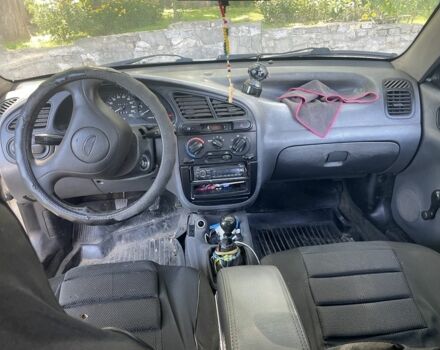 Сірий Деу Сенс, об'ємом двигуна 1.5 л та пробігом 220 тис. км за 1707 $, фото 4 на Automoto.ua