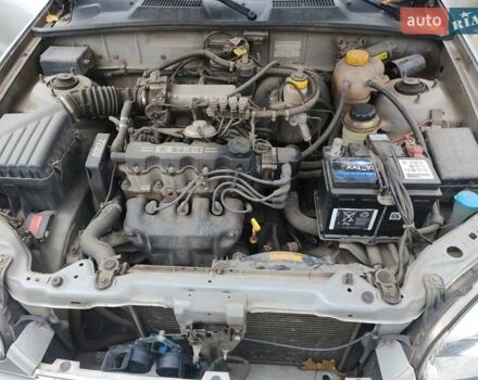 Серый Дэу Сенс, объемом двигателя 0 л и пробегом 103 тыс. км за 2700 $, фото 6 на Automoto.ua