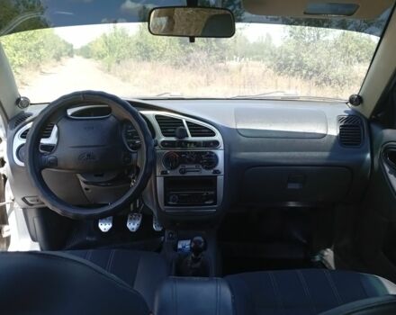 Серый Дэу Сенс, объемом двигателя 0 л и пробегом 217 тыс. км за 2800 $, фото 6 на Automoto.ua