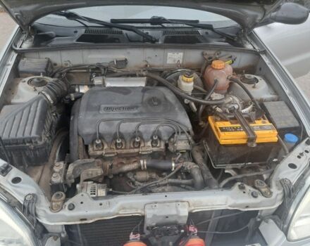 Сірий Деу Сенс, об'ємом двигуна 1.4 л та пробігом 135 тис. км за 2000 $, фото 4 на Automoto.ua