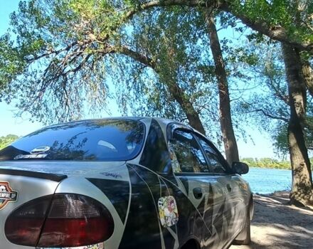 Серый Дэу Сенс, объемом двигателя 1.5 л и пробегом 250 тыс. км за 2000 $, фото 2 на Automoto.ua