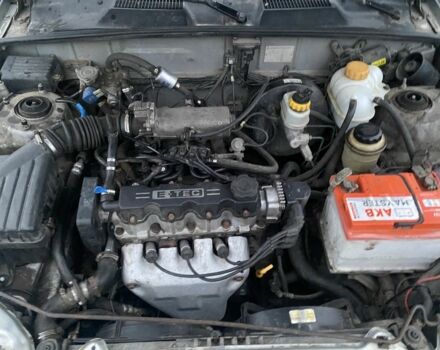 Серый Дэу Сенс, объемом двигателя 1.5 л и пробегом 300 тыс. км за 2000 $, фото 4 на Automoto.ua