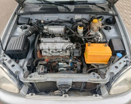 Сірий Деу Сенс, об'ємом двигуна 1.4 л та пробігом 195 тис. км за 1115 $, фото 4 на Automoto.ua