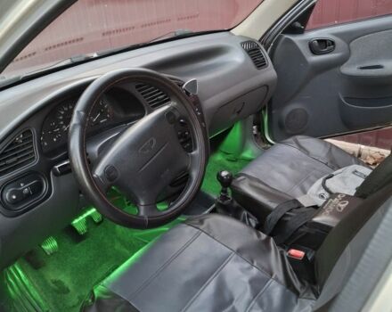 Серый Дэу Сенс, объемом двигателя 1.6 л и пробегом 260 тыс. км за 1500 $, фото 6 на Automoto.ua