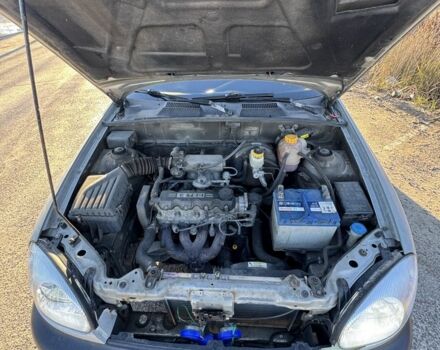 Серый Дэу Сенс, объемом двигателя 1.5 л и пробегом 190 тыс. км за 2000 $, фото 4 на Automoto.ua