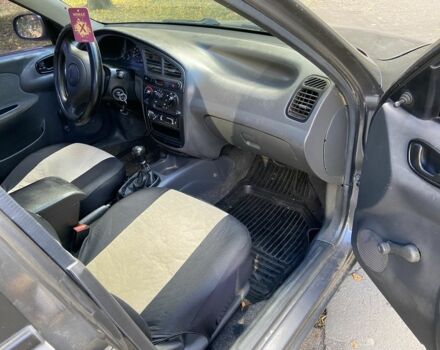 Сірий Деу Сенс, об'ємом двигуна 1.4 л та пробігом 217 тис. км за 1300 $, фото 3 на Automoto.ua