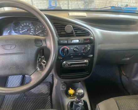 Серый Дэу Сенс, объемом двигателя 1.6 л и пробегом 260 тыс. км за 2500 $, фото 3 на Automoto.ua