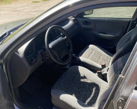 Сірий Деу Сенс, об'ємом двигуна 1.6 л та пробігом 205 тис. км за 2100 $, фото 8 на Automoto.ua
