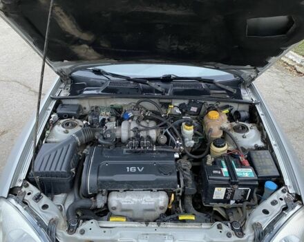 Сірий Деу Сенс, об'ємом двигуна 1.6 л та пробігом 267 тис. км за 3000 $, фото 4 на Automoto.ua