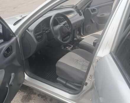 Сірий Деу Сенс, об'ємом двигуна 1.4 л та пробігом 135 тис. км за 2000 $, фото 13 на Automoto.ua