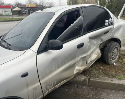 Серый Дэу Сенс, объемом двигателя 1.5 л и пробегом 218 тыс. км за 1400 $, фото 5 на Automoto.ua