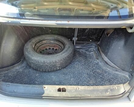 Серый Дэу Сенс, объемом двигателя 0 л и пробегом 210 тыс. км за 600 $, фото 5 на Automoto.ua