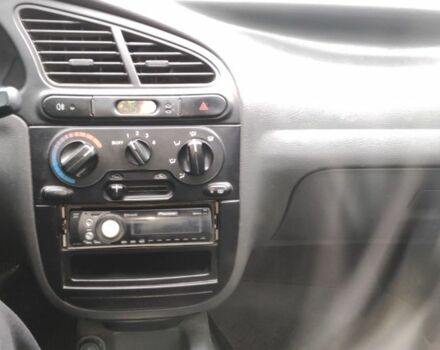 Сірий Деу Сенс, об'ємом двигуна 1.5 л та пробігом 290 тис. км за 2000 $, фото 5 на Automoto.ua