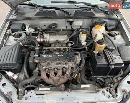 Серый Дэу Сенс, объемом двигателя 1.5 л и пробегом 200 тыс. км за 2200 $, фото 6 на Automoto.ua