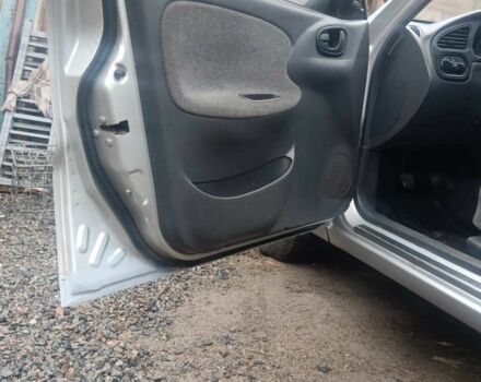 Сірий Деу Сенс, об'ємом двигуна 1.5 л та пробігом 333 тис. км за 1700 $, фото 4 на Automoto.ua