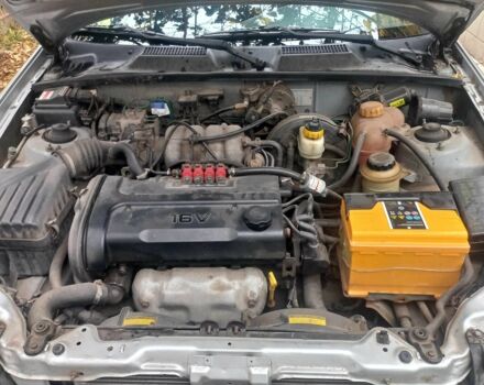 Серый Дэу Сенс, объемом двигателя 1.6 л и пробегом 199 тыс. км за 2500 $, фото 2 на Automoto.ua