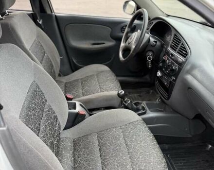 Серый Дэу Сенс, объемом двигателя 1.5 л и пробегом 200 тыс. км за 2200 $, фото 5 на Automoto.ua