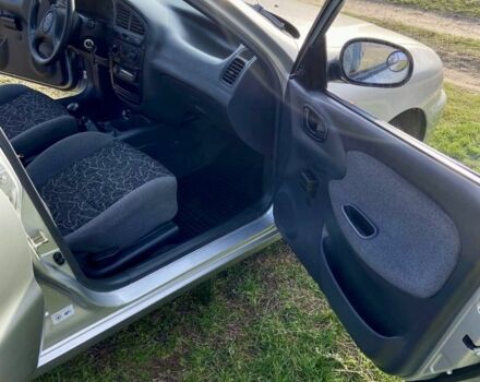 Серый Дэу Сенс, объемом двигателя 1.5 л и пробегом 250 тыс. км за 2000 $, фото 15 на Automoto.ua